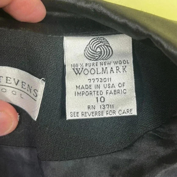 Valerie Stevens Coat jacket women’s size 10 pure Wool black cute trendy - Picture 7 of 7